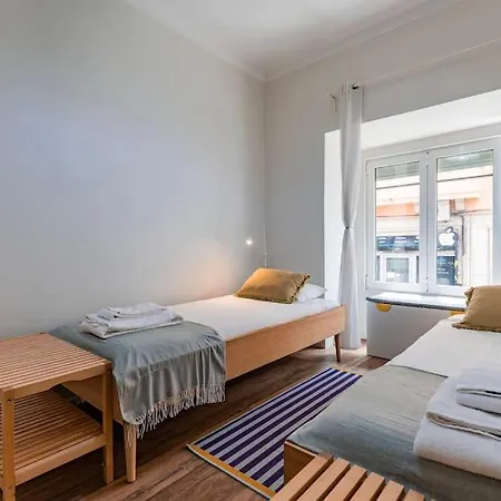 Apartment Cactus Terrace And Liberdade - By Feeling Lisbon